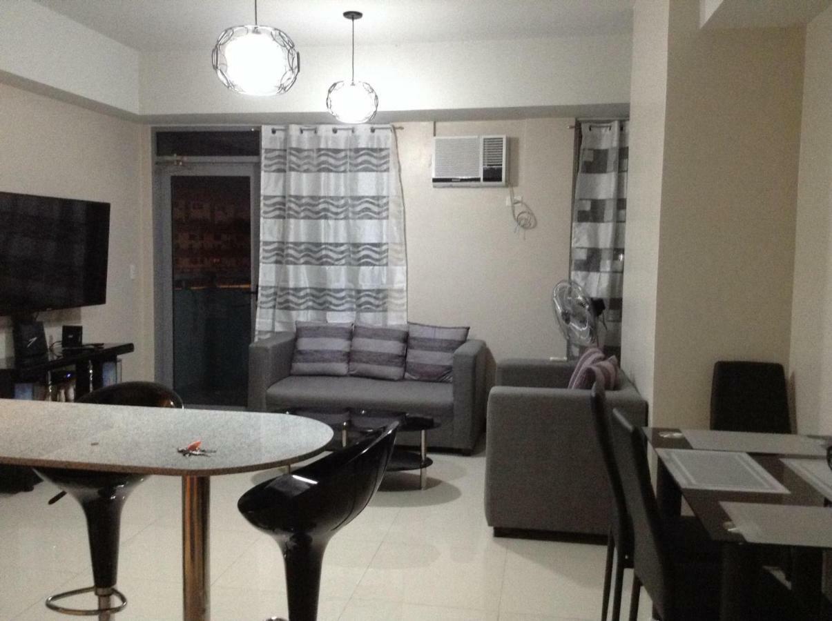 Cubao Manhattanheights Unit 11A Tower B, 2Br Manila Exterior foto