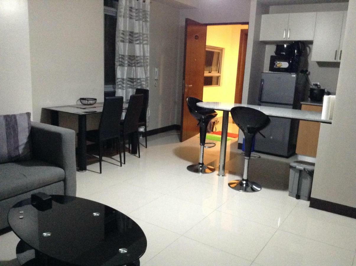 Cubao Manhattanheights Unit 11A Tower B, 2Br Manila Exterior foto