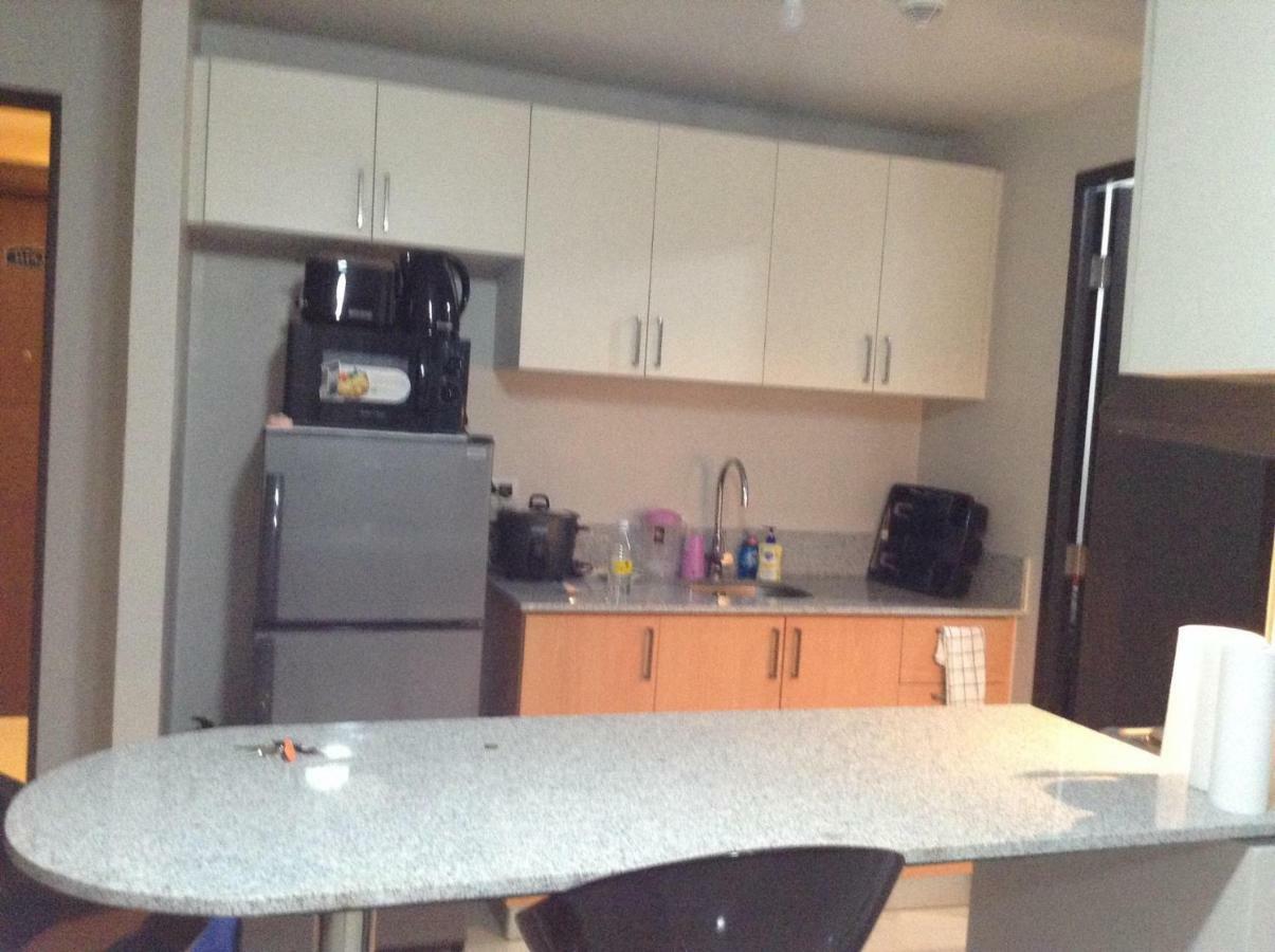 Cubao Manhattanheights Unit 11A Tower B, 2Br Manila Exterior foto